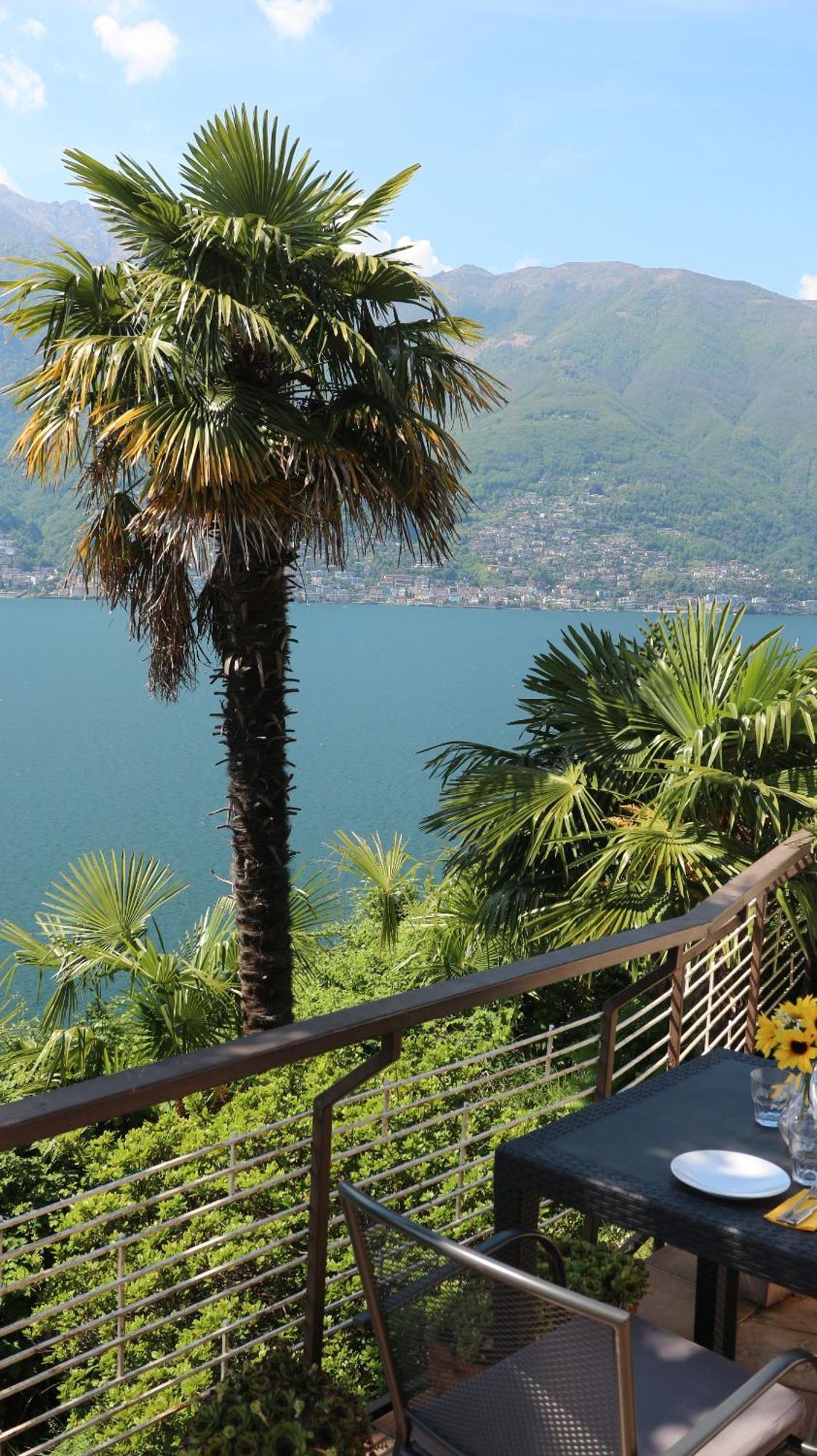 Apartmán Casa Roccia Pino Lago Maggiore Exteriér fotografie