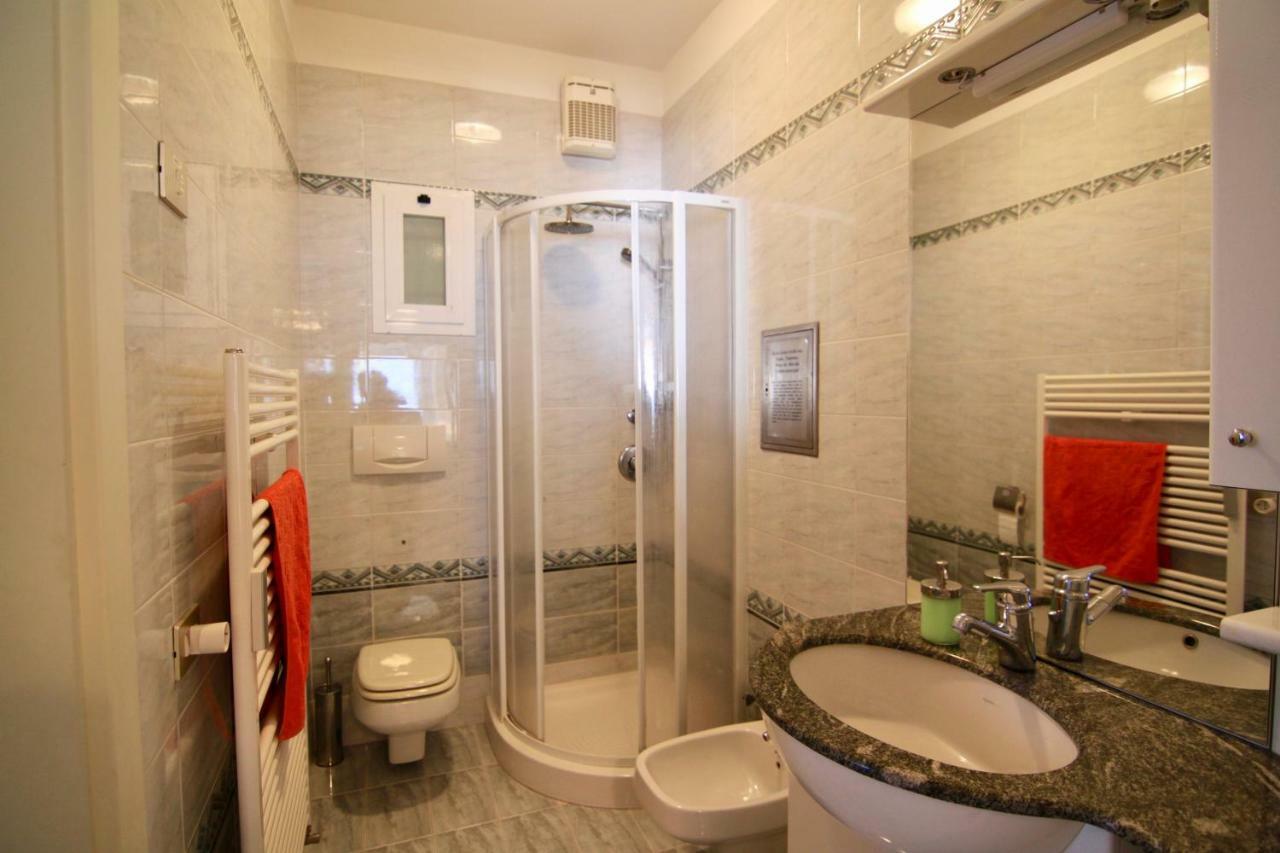 Apartmán Casa Roccia Pino Lago Maggiore Exteriér fotografie